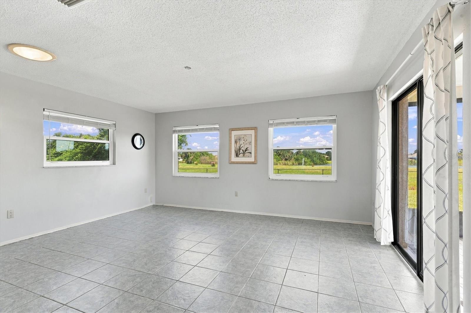 ROTONDA WEST PINEHURST - Residential