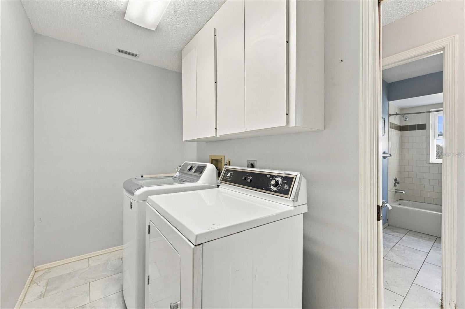 ROTONDA WEST PINEHURST - Residential