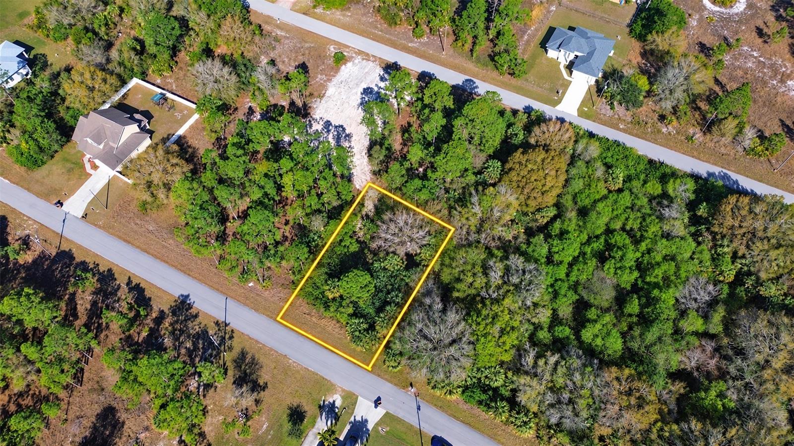 Build your dream home or next investment property in growing Lehigh Acres! This residential lot is located in an expanding neighborhood with nearby new construction and offers a great opportunity to bring your vision to life. Situated in Flood Zone X, with convenient access to schools, parks, shopping, and State Road 82, the location puts everyday essentials within reach while connecting you to I-75, Southwest Florida International Airport, and the beaches of Fort Myers. Build now or purchase for future plans—bring your builder and explore the possibilities!