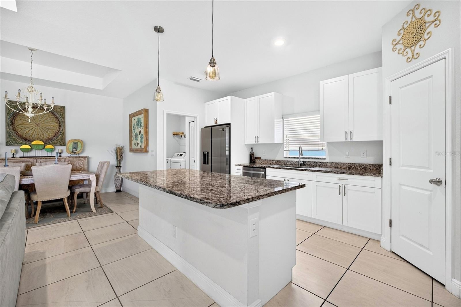 ROTONDA LAKES - Residential