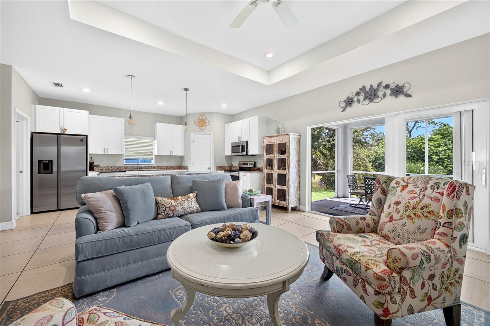 ROTONDA LAKES - Residential