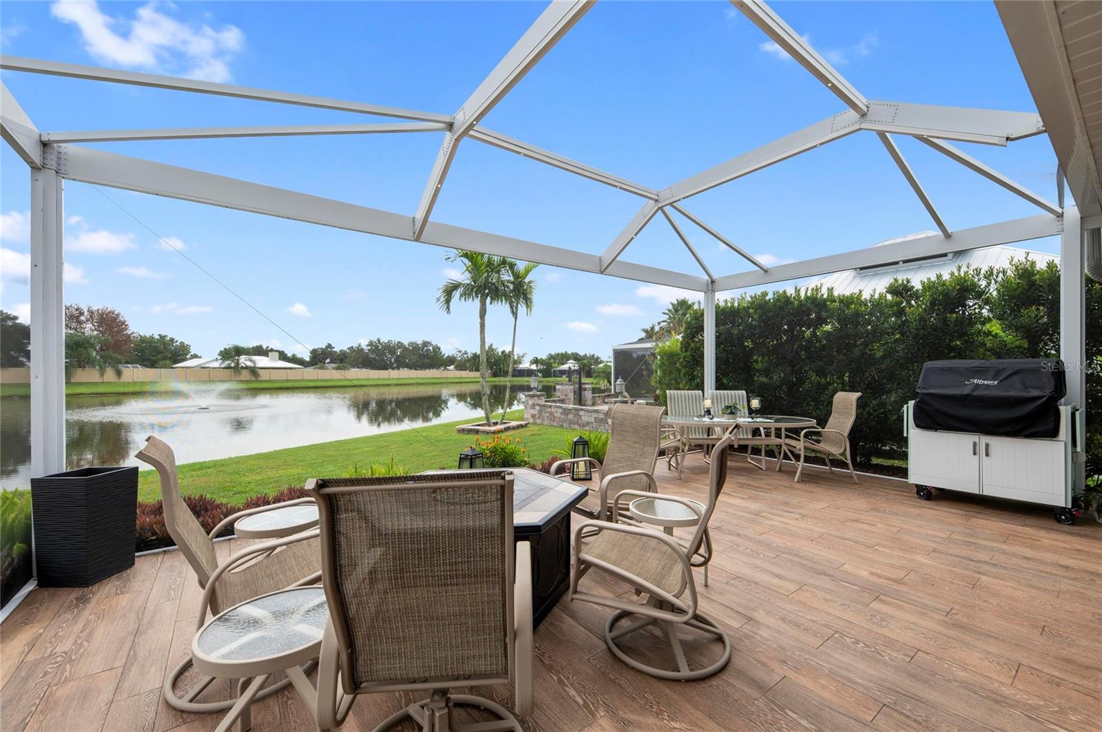 THORNTON CRK MOTORCOACH RESIDENCE - Residential