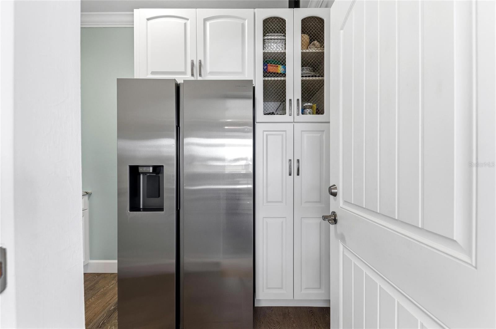THORNTON CRK MOTORCOACH RESIDENCE - Residential