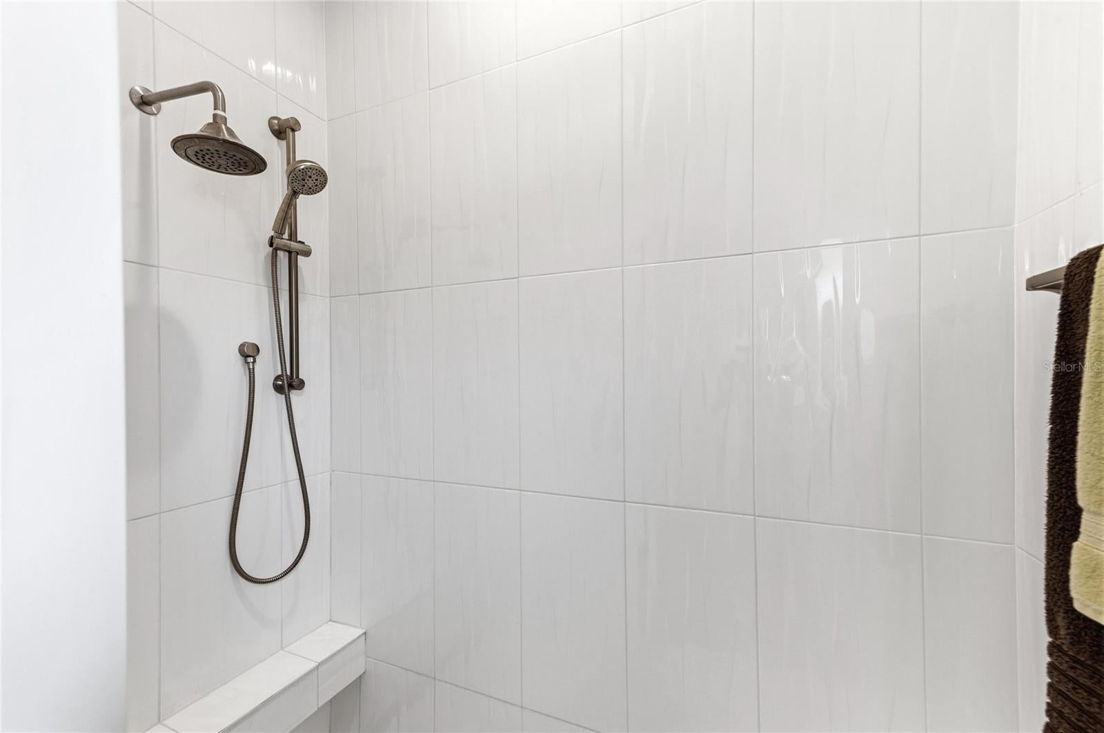 THORNTON CRK MOTORCOACH RESIDENCE - Residential