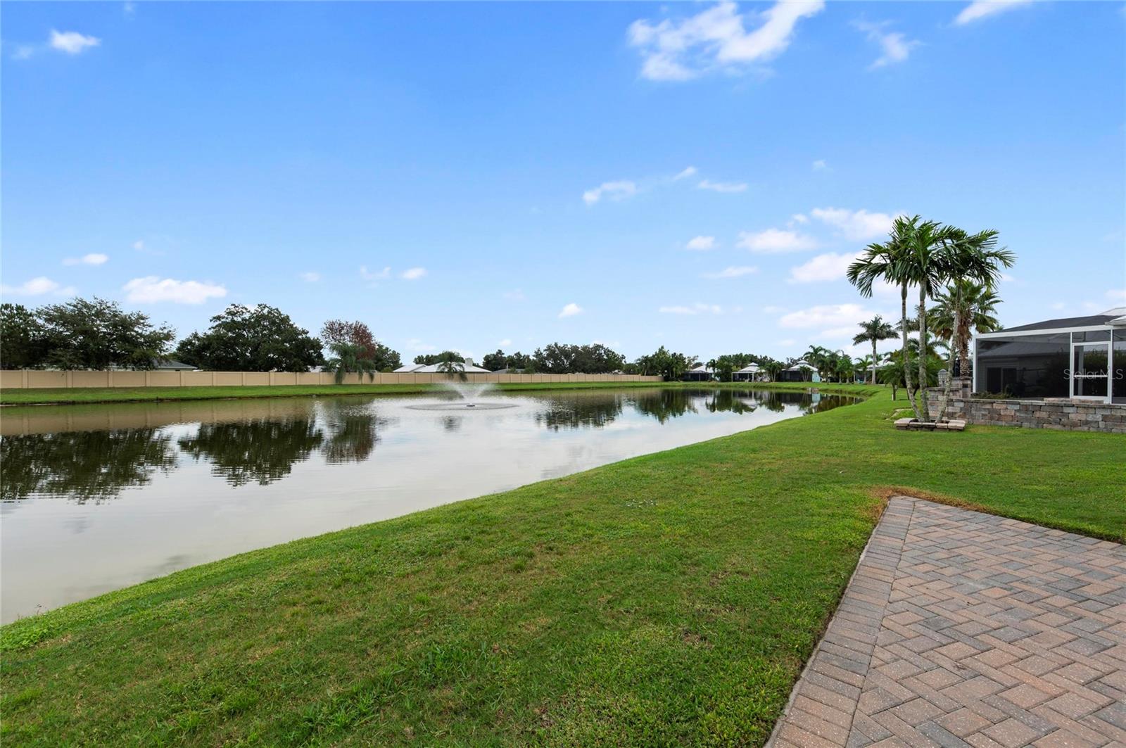 THORNTON CRK MOTORCOACH RESIDENCE - Residential