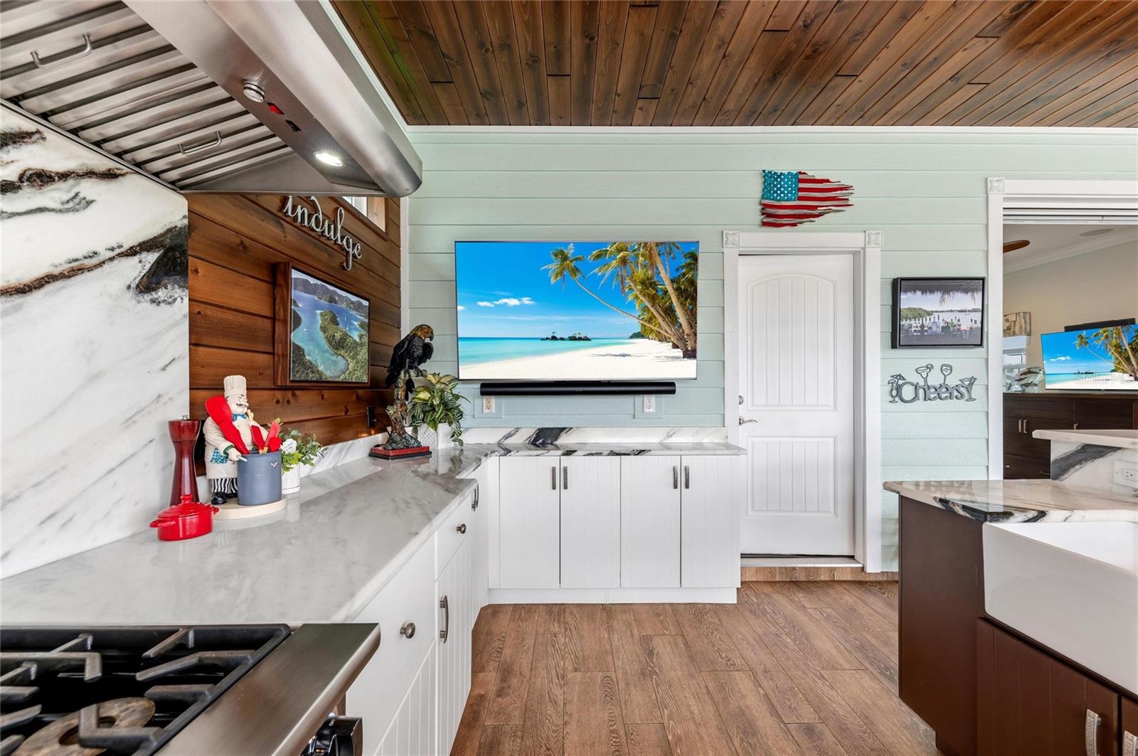 THORNTON CRK MOTORCOACH RESIDENCE - Residential
