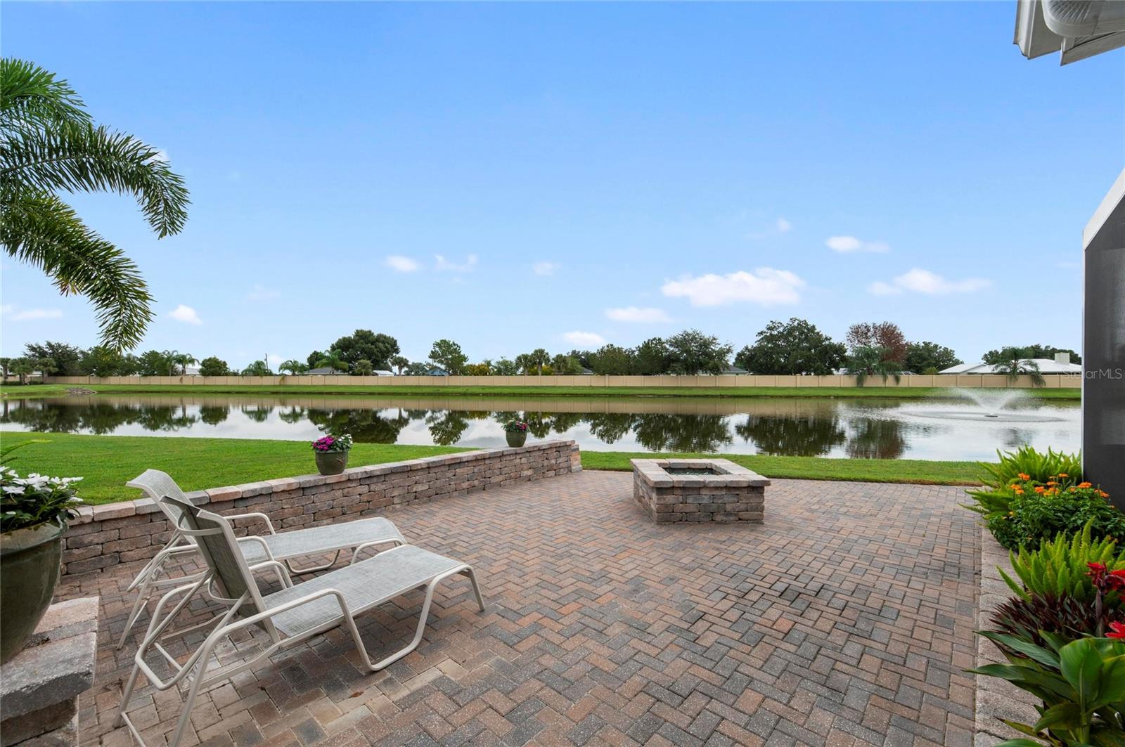 THORNTON CRK MOTORCOACH RESIDENCE - Residential