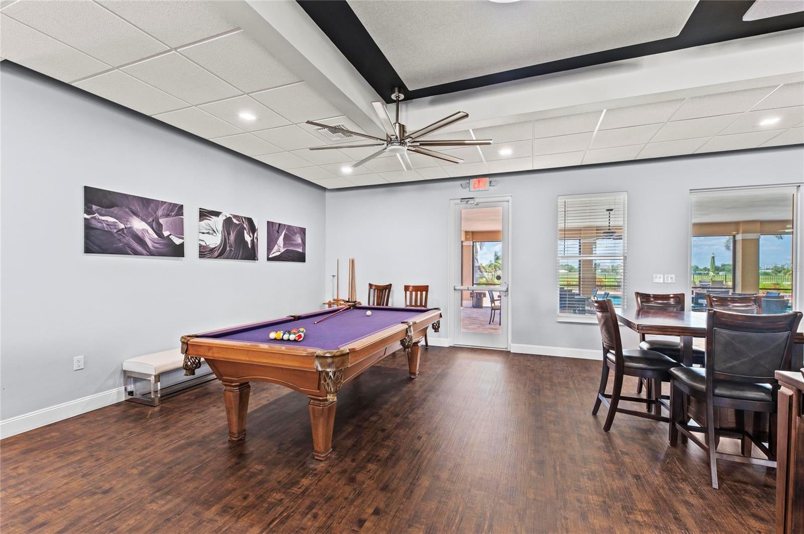THORNTON CRK MOTORCOACH RESIDENCE - Residential