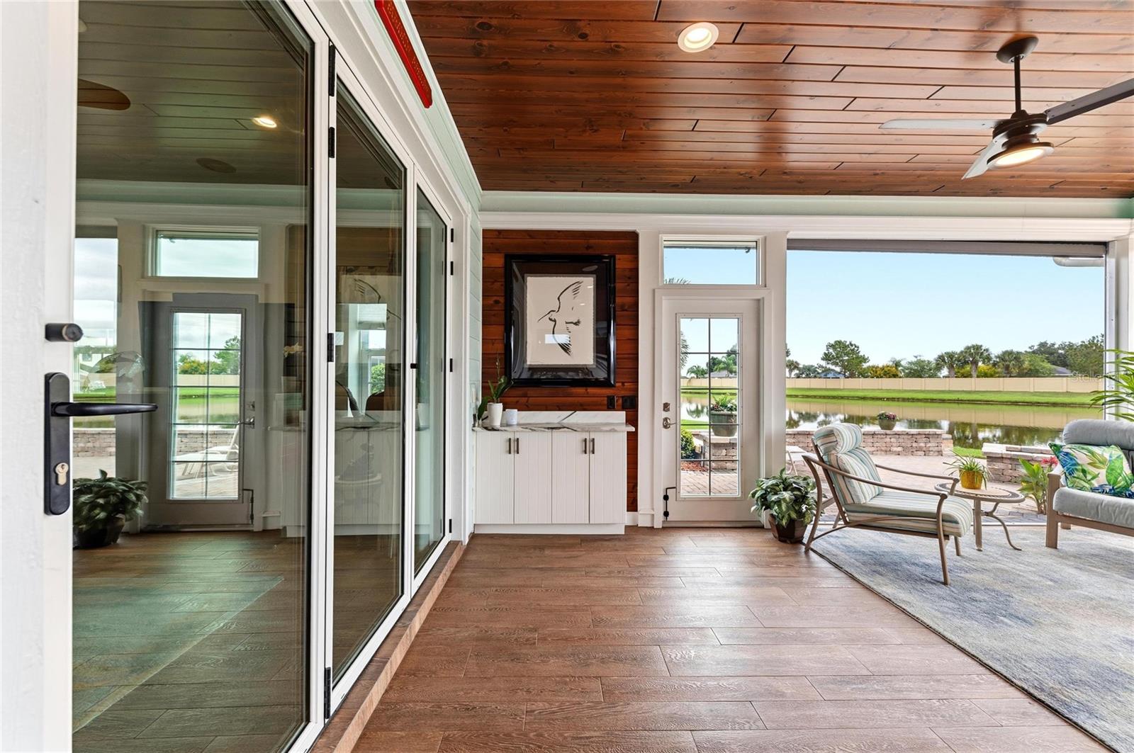 THORNTON CRK MOTORCOACH RESIDENCE - Residential