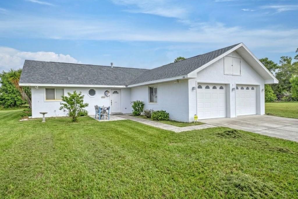 SUNN LAKES EST - Residential