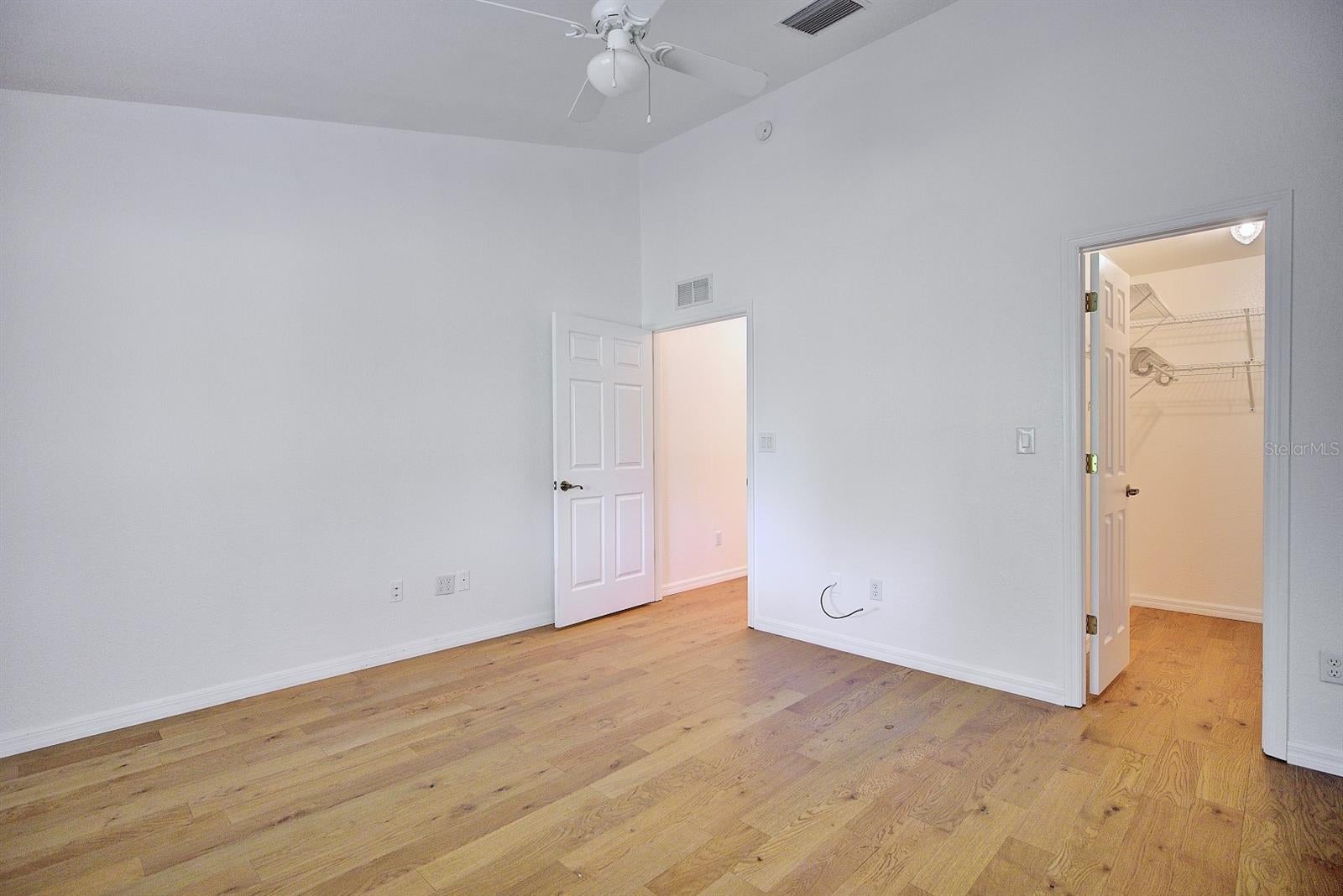 SUNN LAKES EST - Residential