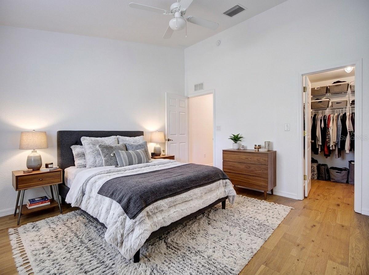 SUNN LAKES EST - Residential