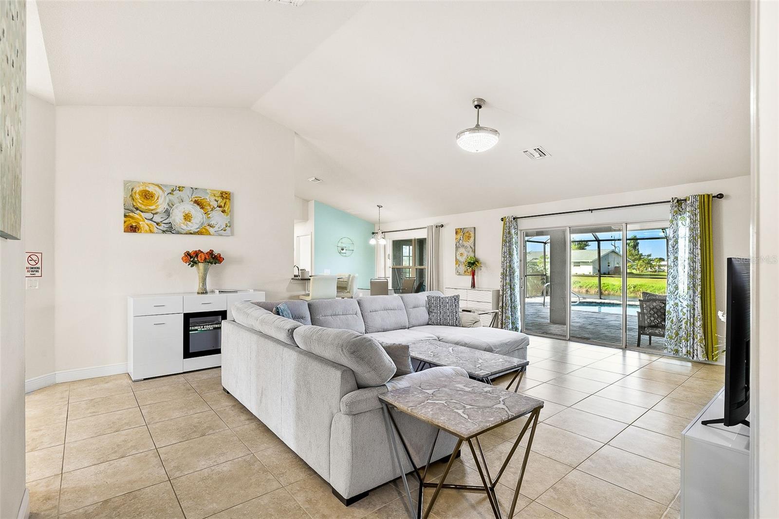 ROTONDA WEST OAKLAND HILLS - Residential