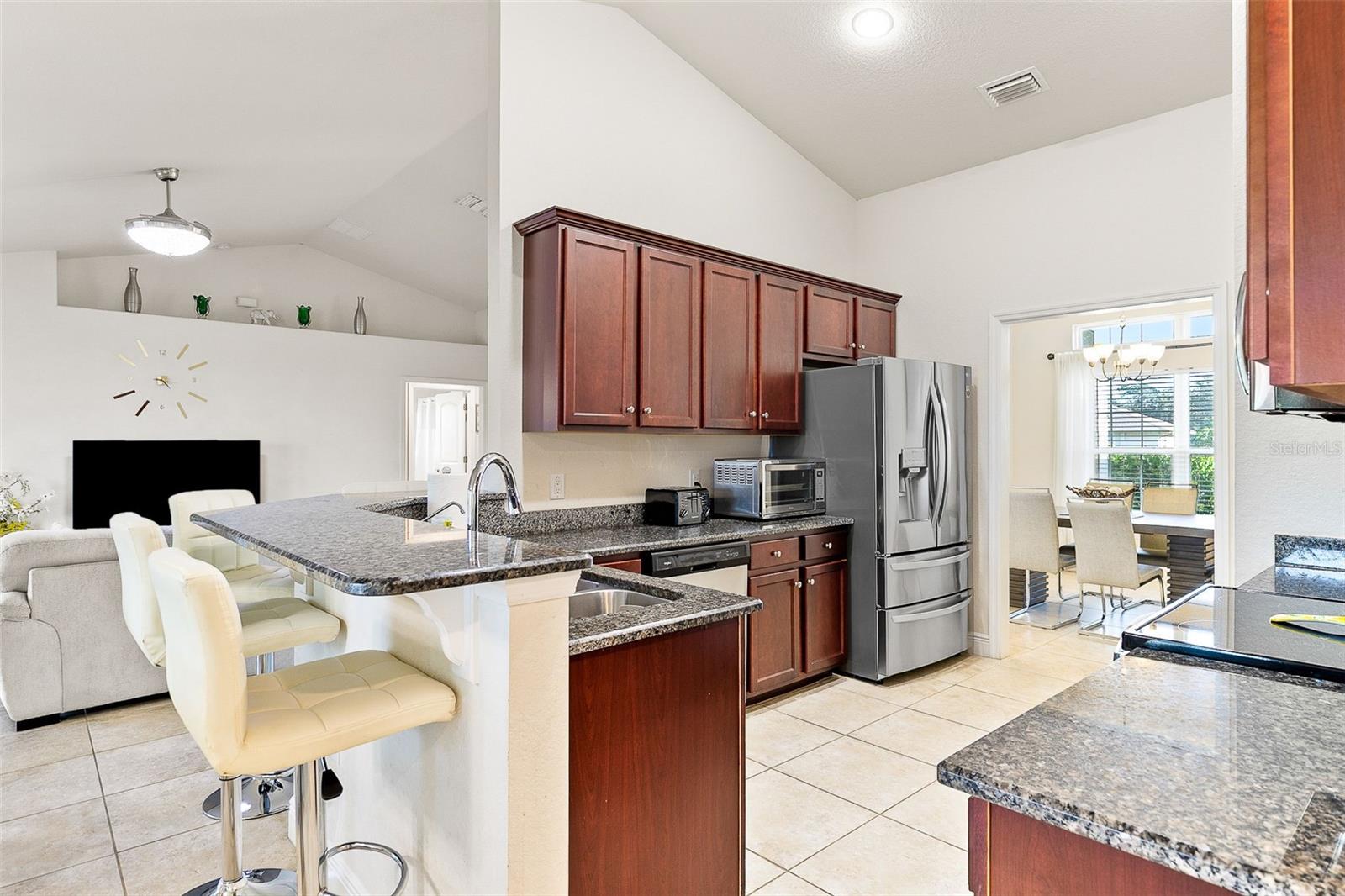 ROTONDA WEST OAKLAND HILLS - Residential