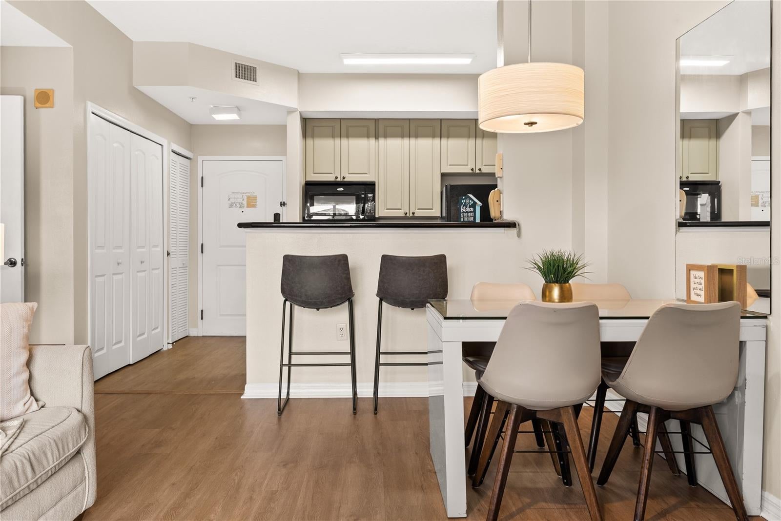 POINT ORLANDO RESORT - Residential