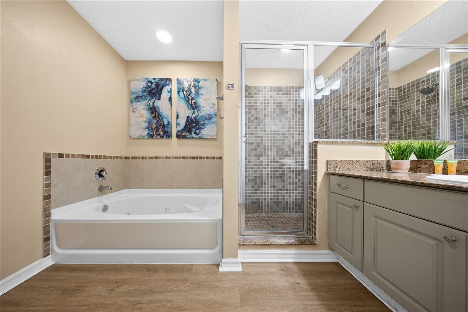 POINT ORLANDO RESORT - Residential
