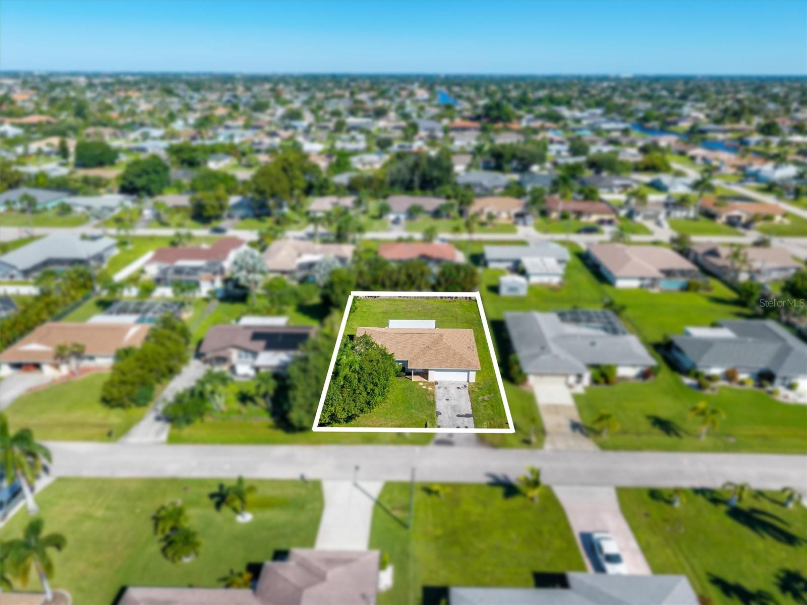 CAPE CORAL - Residential