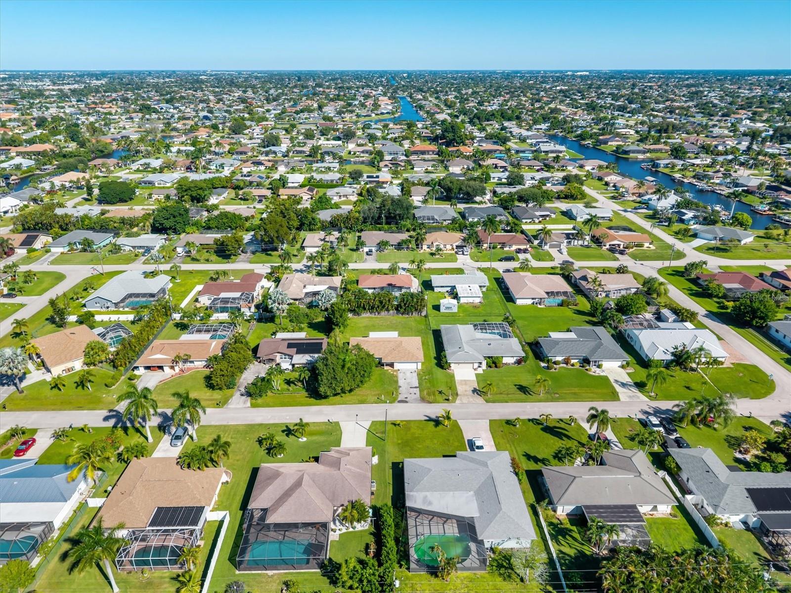 CAPE CORAL - Residential