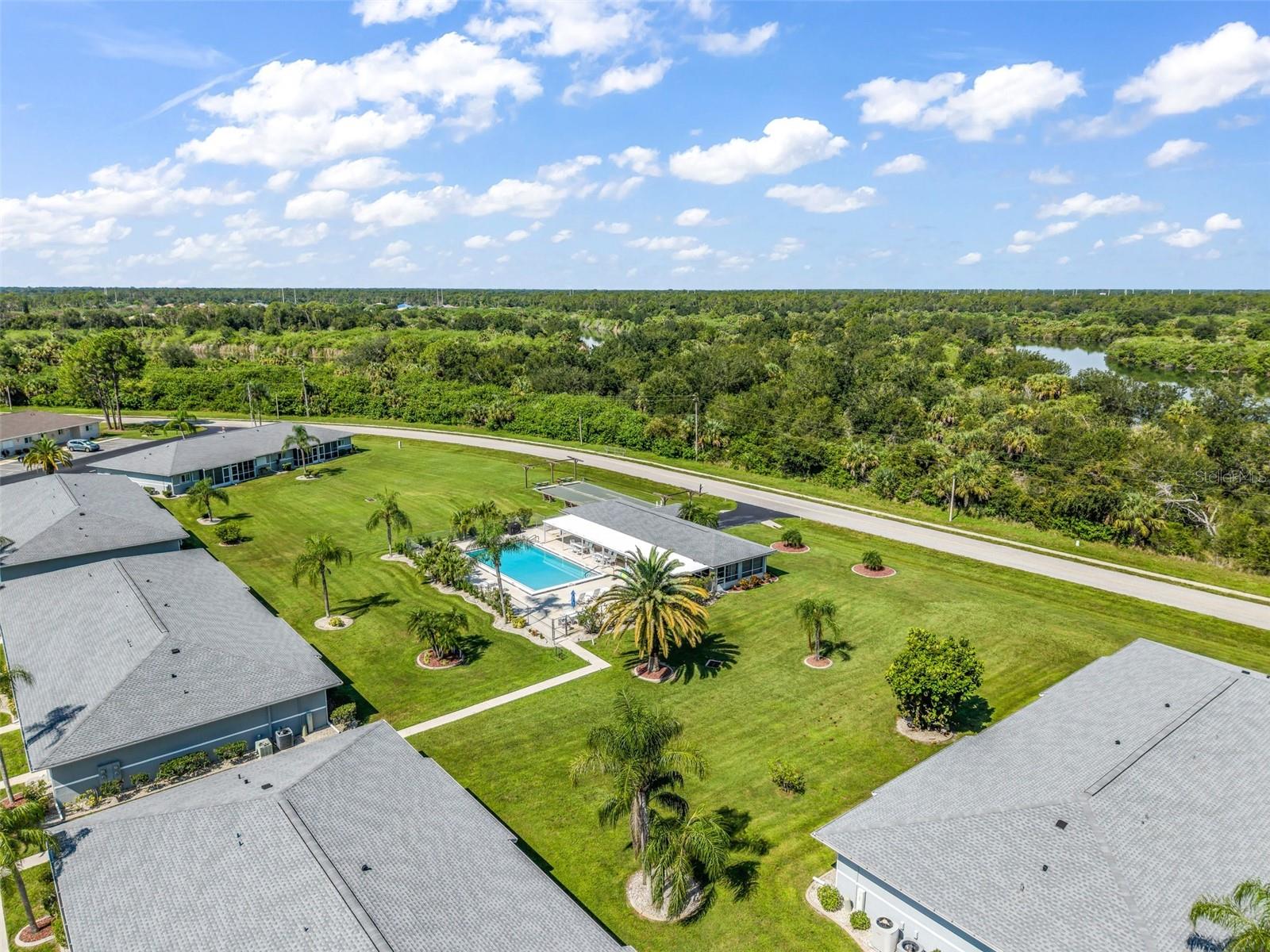 EGRET POINTE - Residential