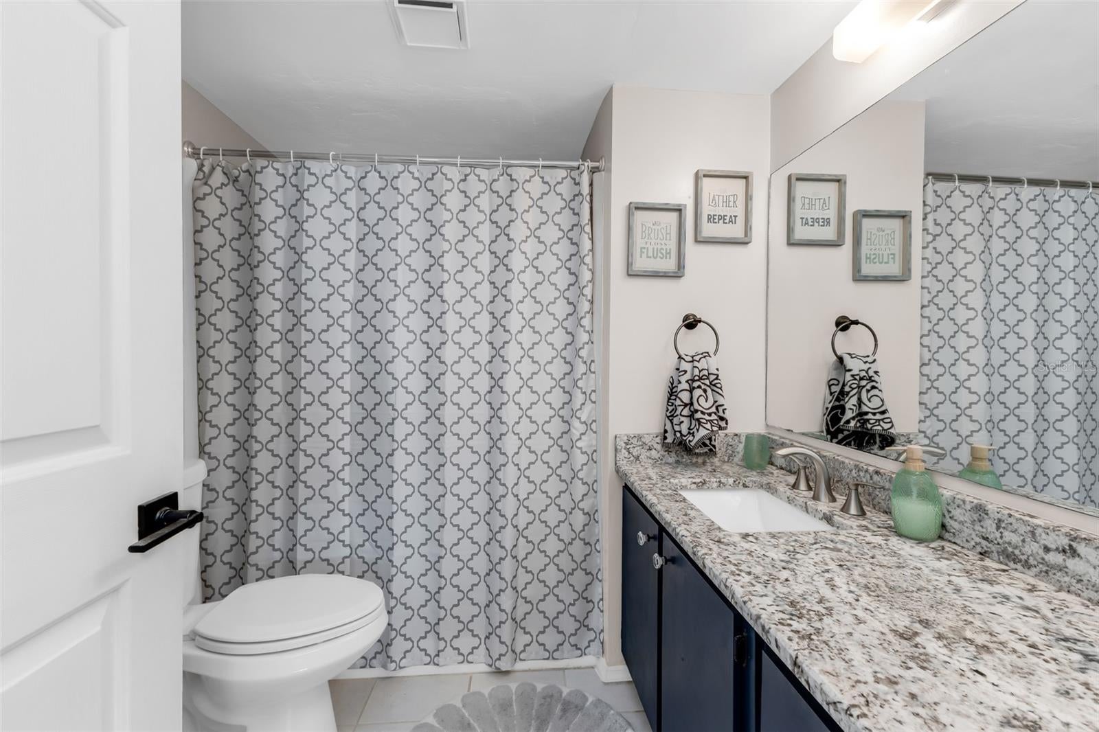 EGRET POINTE - Residential