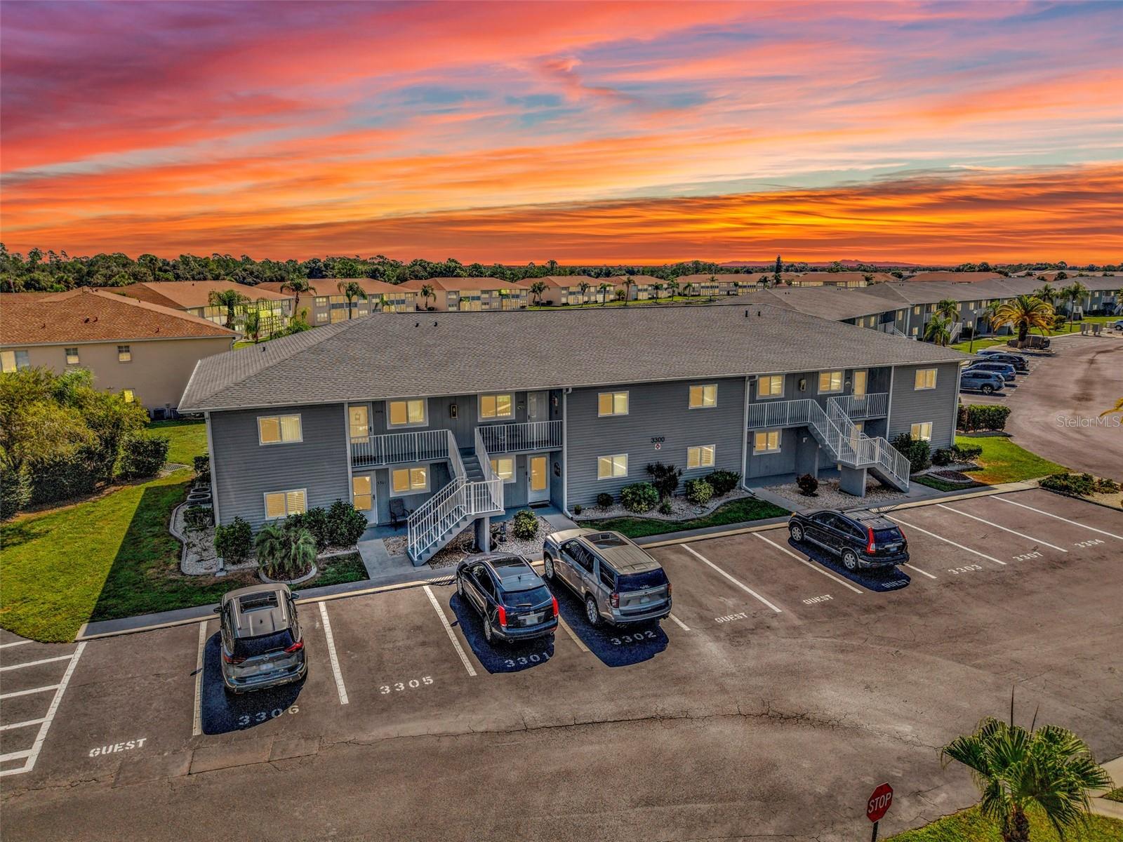 EGRET POINTE - Residential