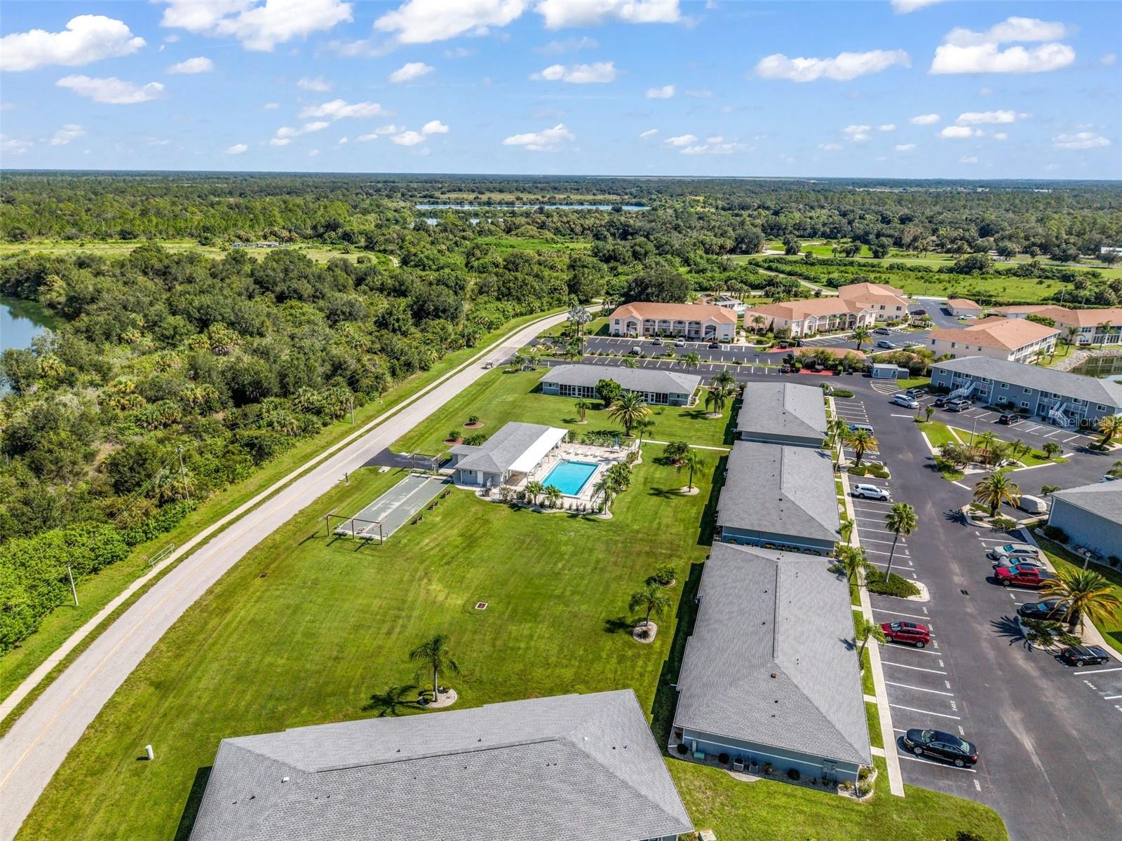 EGRET POINTE - Residential