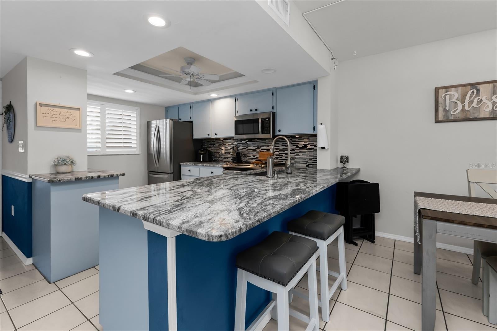 EGRET POINTE - Residential