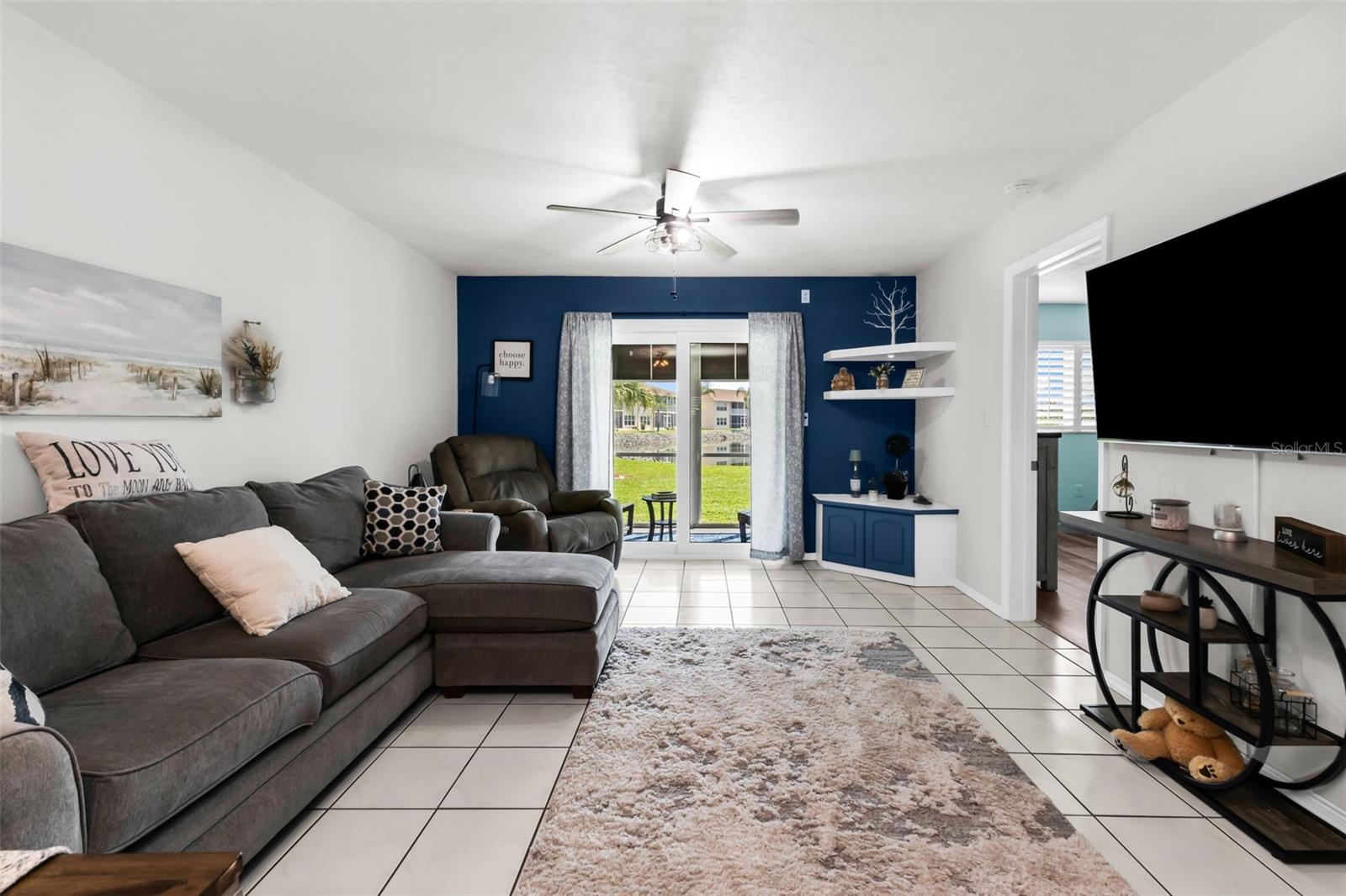 EGRET POINTE - Residential