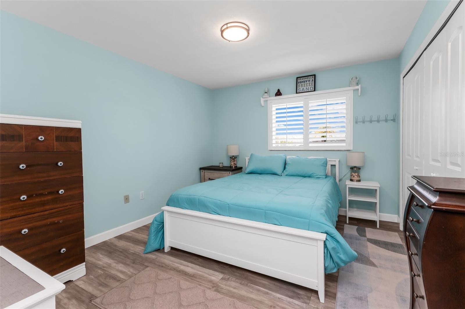 EGRET POINTE - Residential