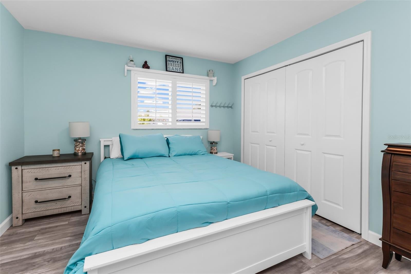 EGRET POINTE - Residential
