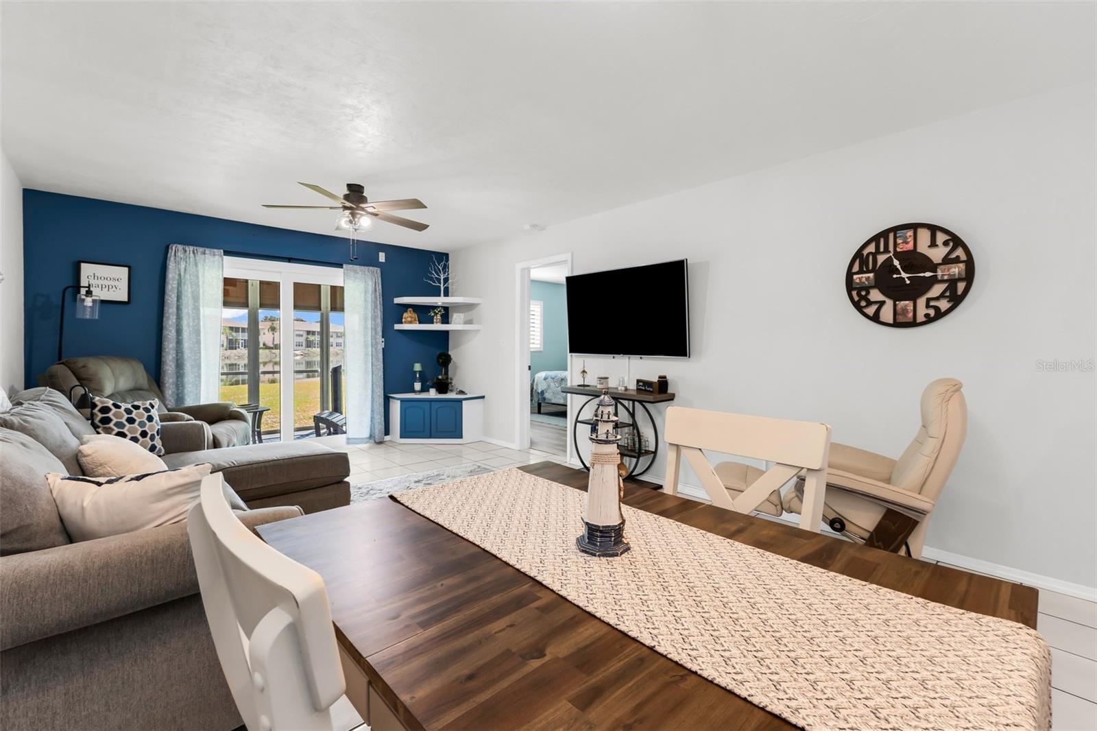 EGRET POINTE - Residential