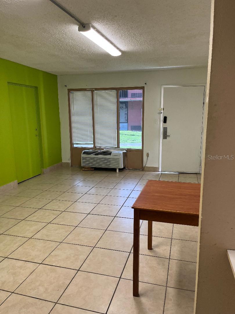 ALLIANCE CONDO - Residential
