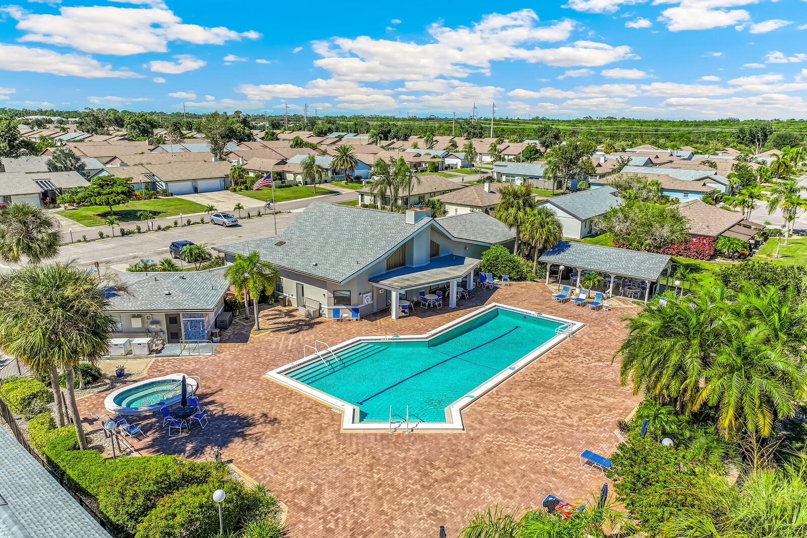 FOXWOOD - Residential