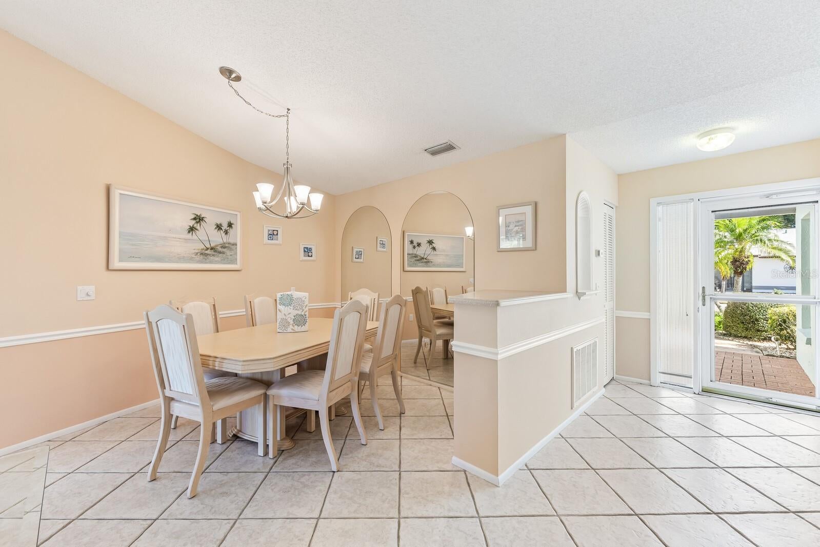 FOXWOOD - Residential