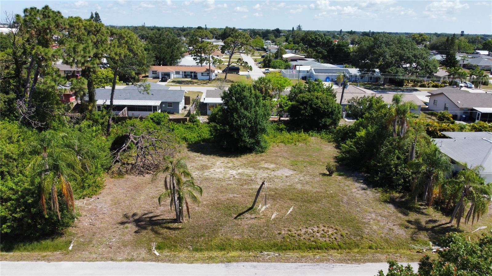 SOUTH VENICE - Land