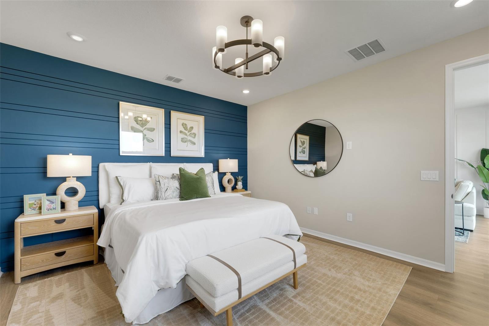 RIVER HALL COUNTRY CLUB - Residential