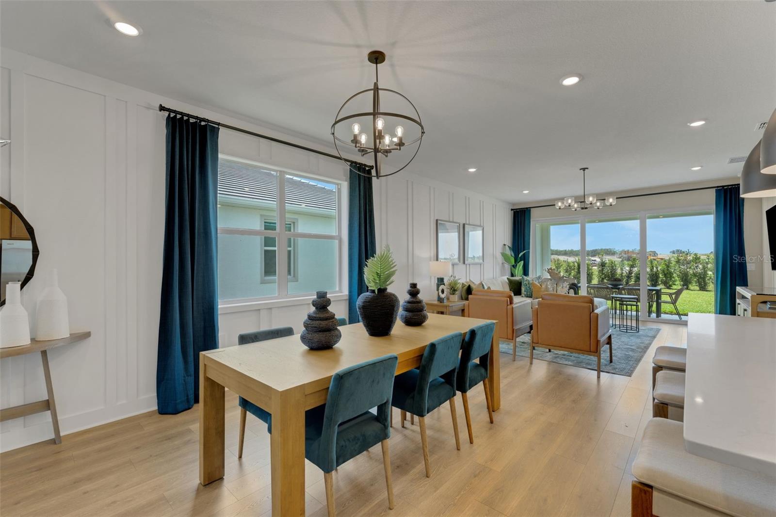 RIVER HALL COUNTRY CLUB - Residential