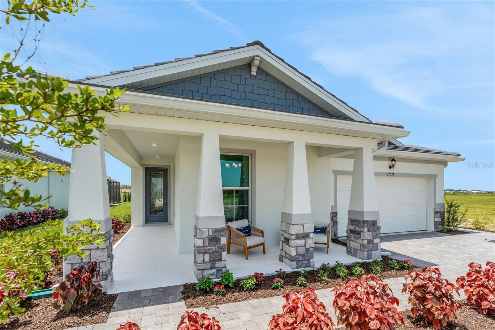 RIVER HALL COUNTRY CLUB - Residential