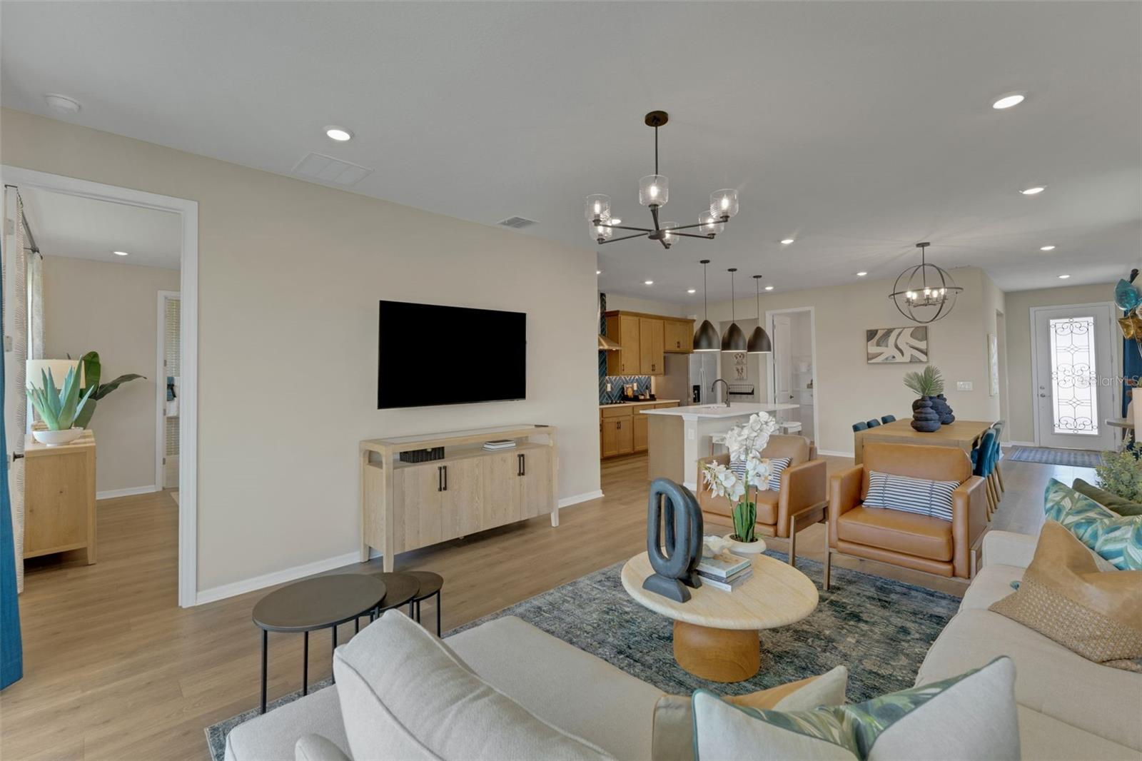 RIVER HALL COUNTRY CLUB - Residential