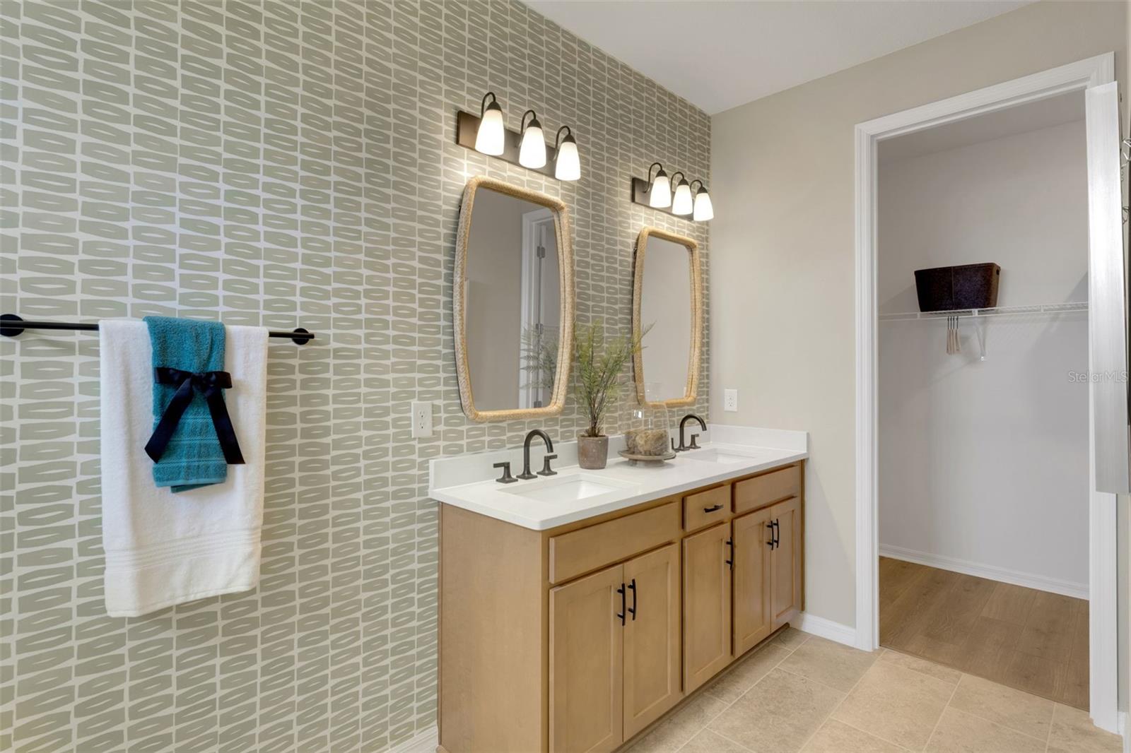 RIVER HALL COUNTRY CLUB - Residential