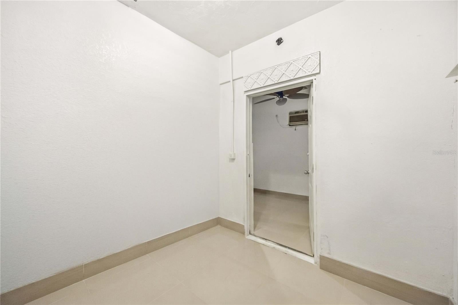 PORT CHARLOTTE SEC 023 - Commercial Sale