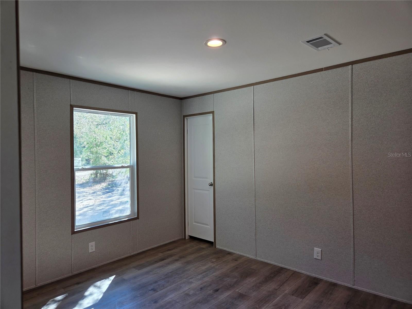 WILLISTON HLNDS - Residential
