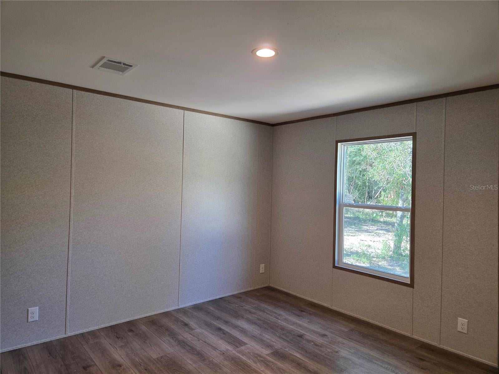 WILLISTON HLNDS - Residential