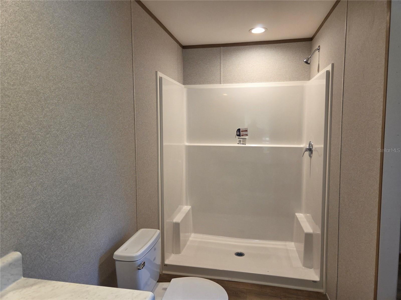 WILLISTON HLNDS - Residential