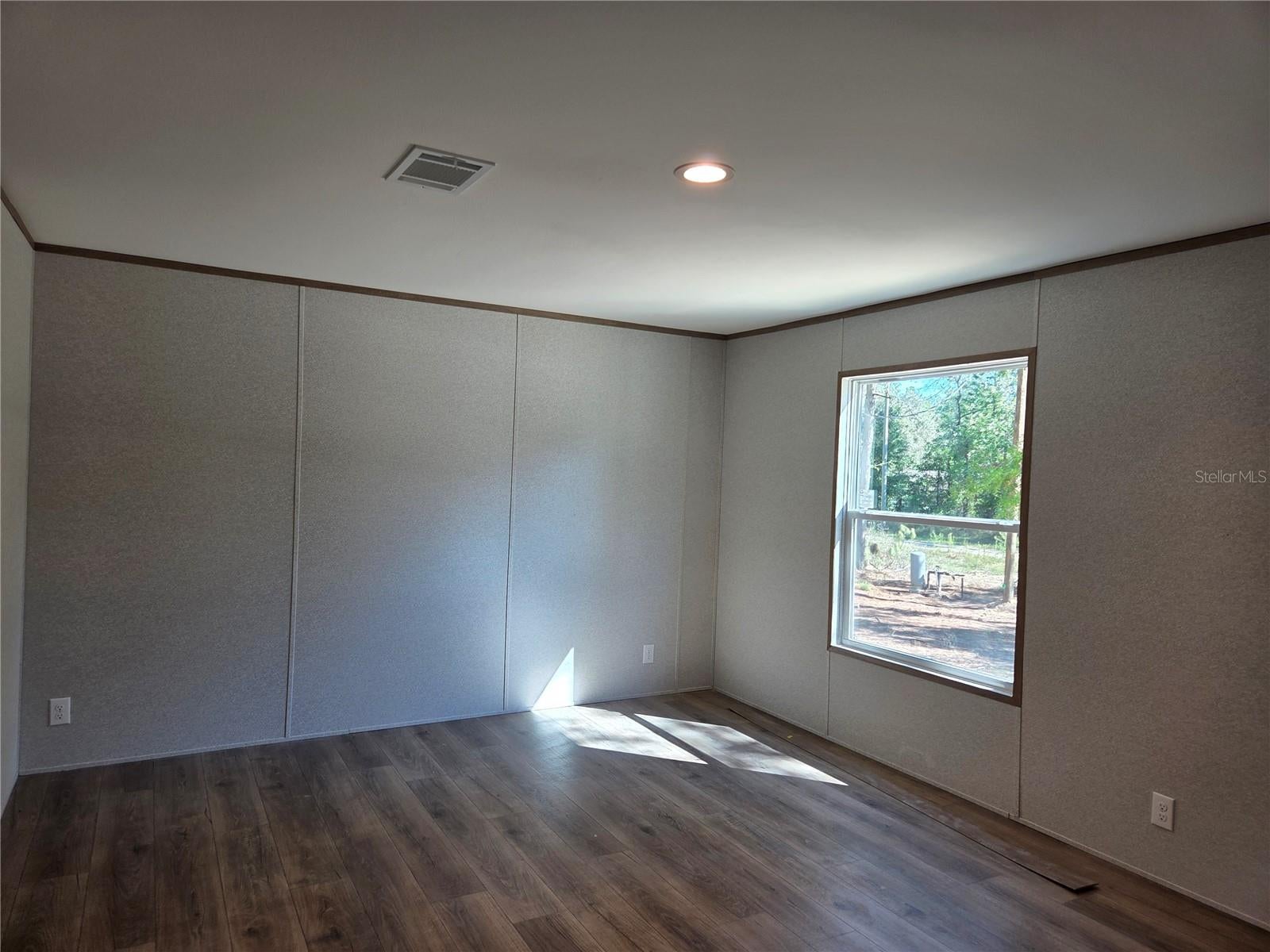 WILLISTON HLNDS - Residential