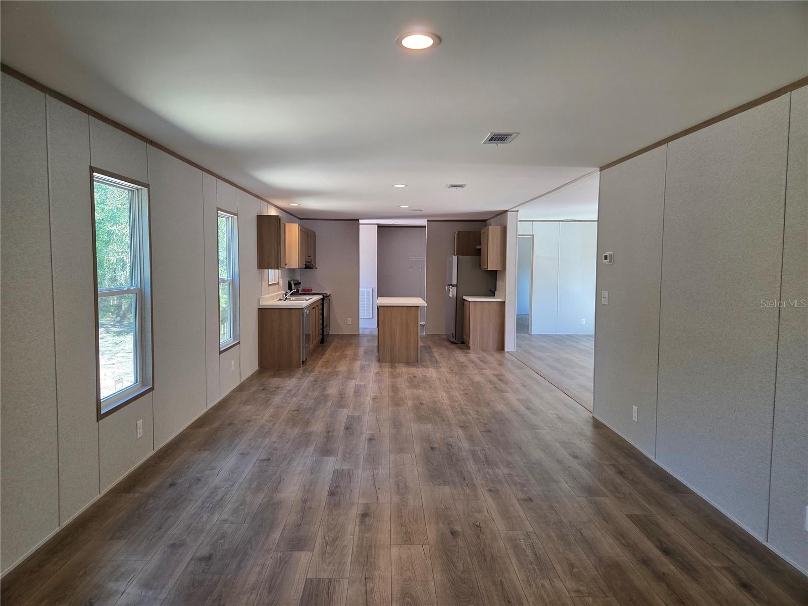 WILLISTON HLNDS - Residential