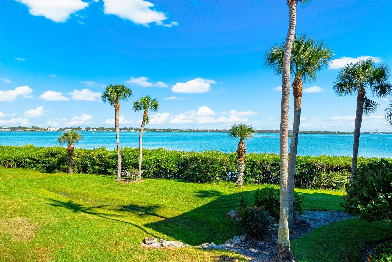 SANDPIPER KEY BLDG 04 - Residential
