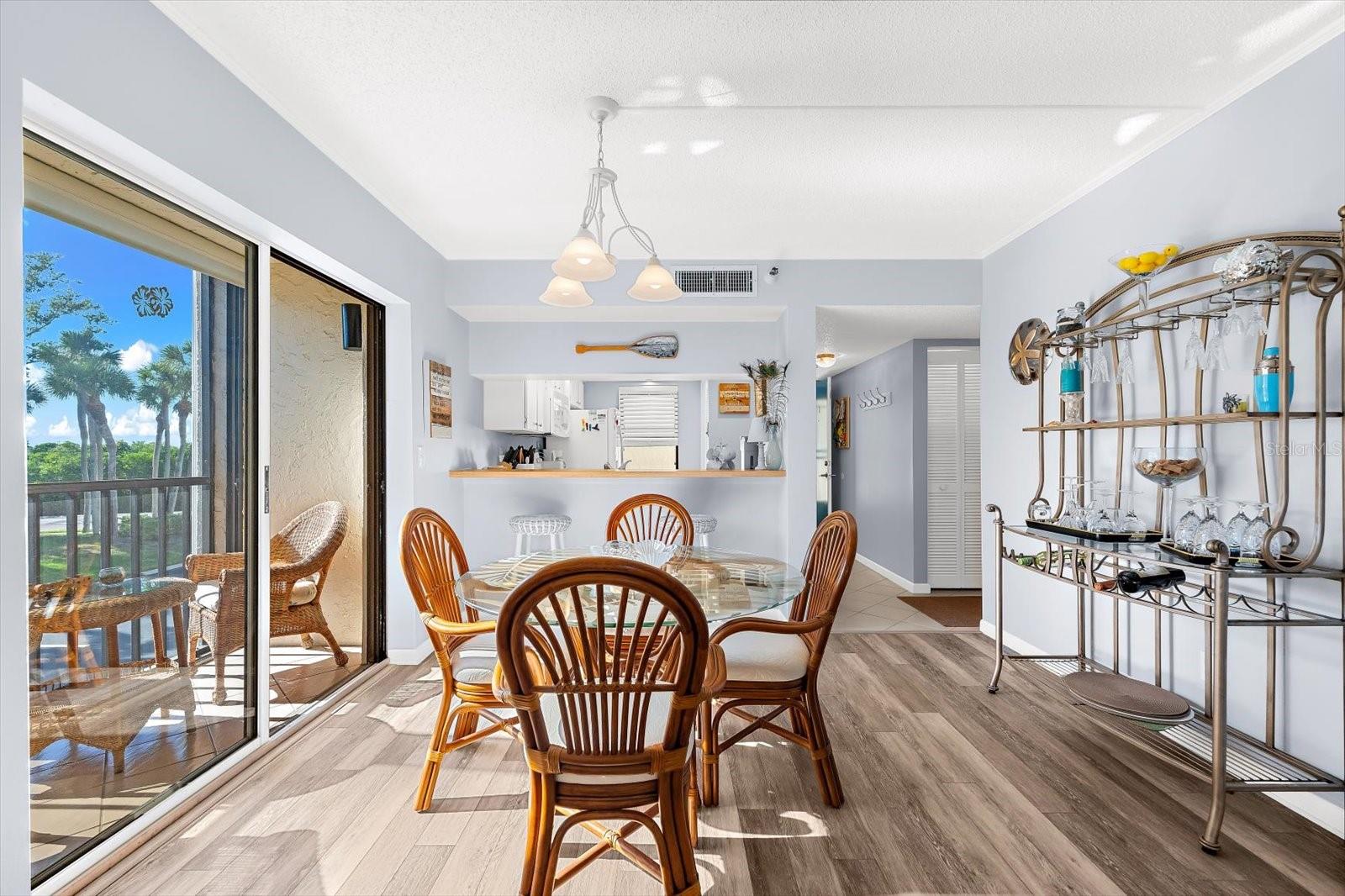 SANDPIPER KEY BLDG 04 - Residential
