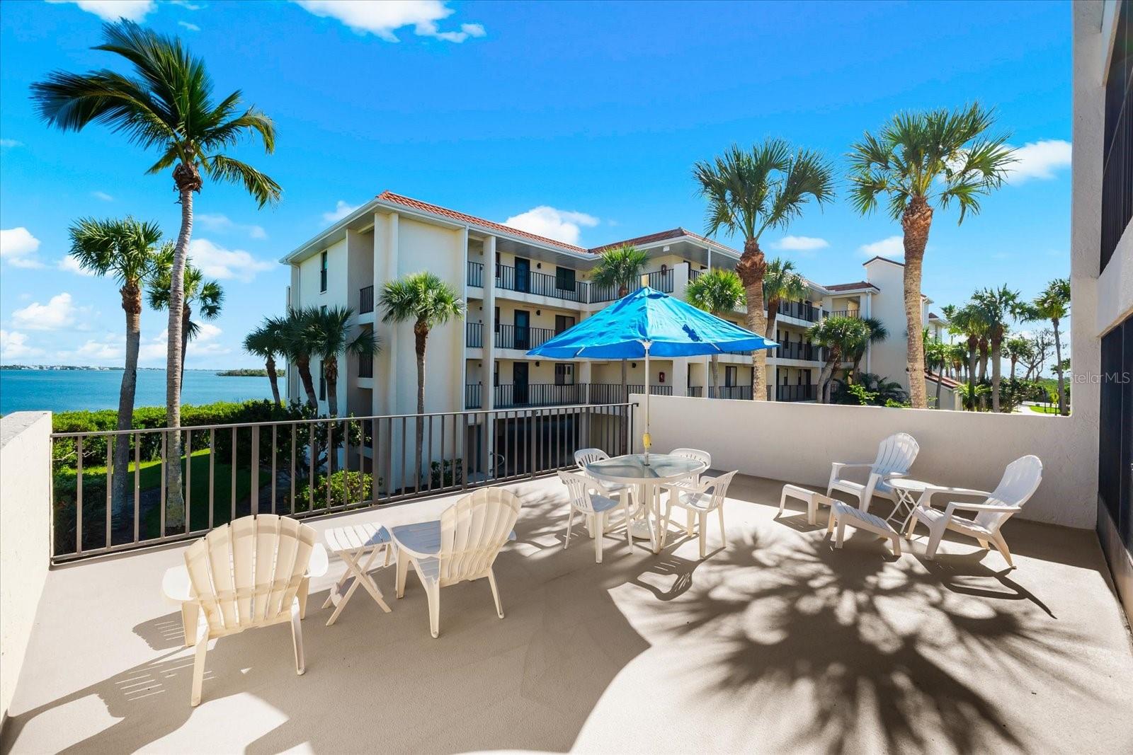 SANDPIPER KEY BLDG 04 - Residential