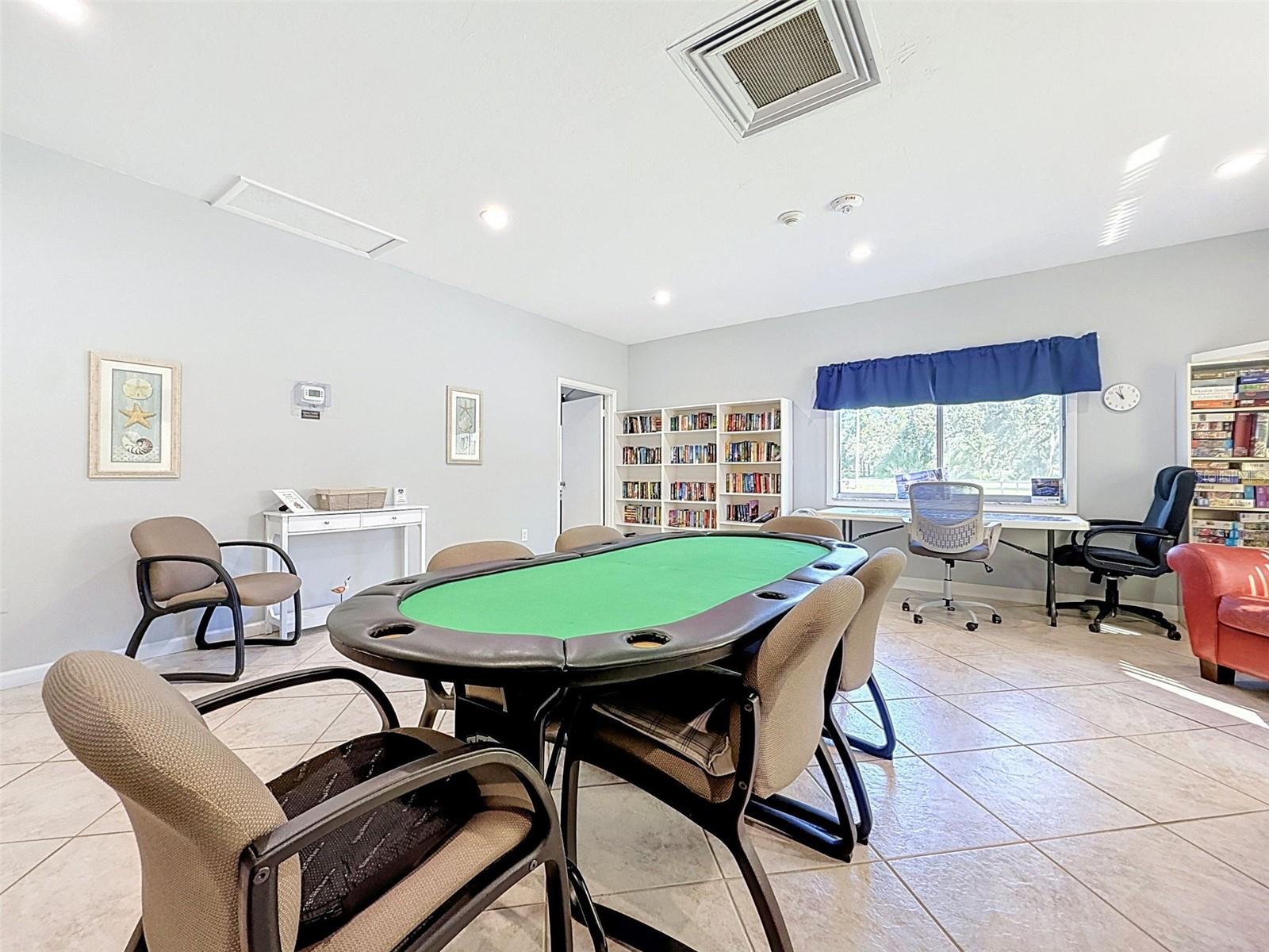 GLEN OAKS GARDEN APTS 1 - Residential